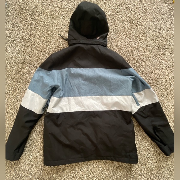Millennium Three Ski/snowboard coat - Picture 2 of 2